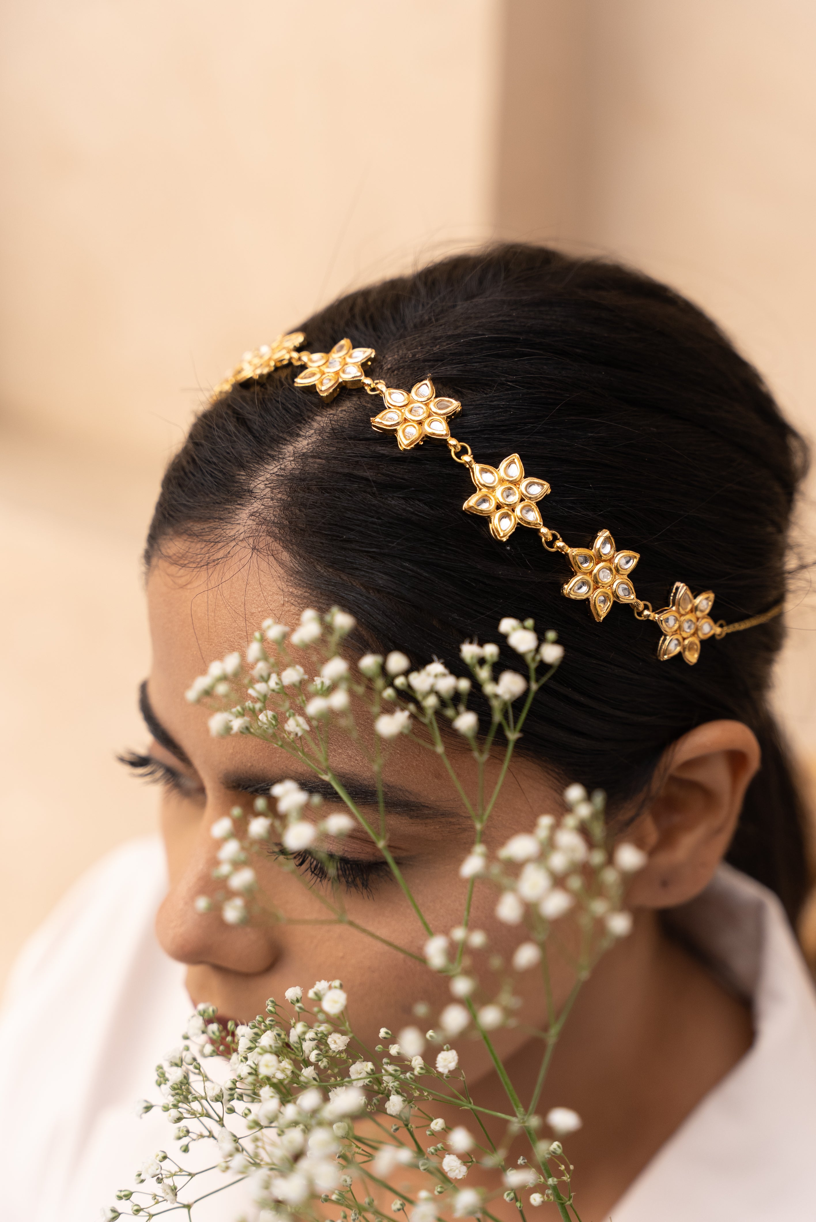Twinkle Sheeshphool - Minimal Bridal Hair Accessory