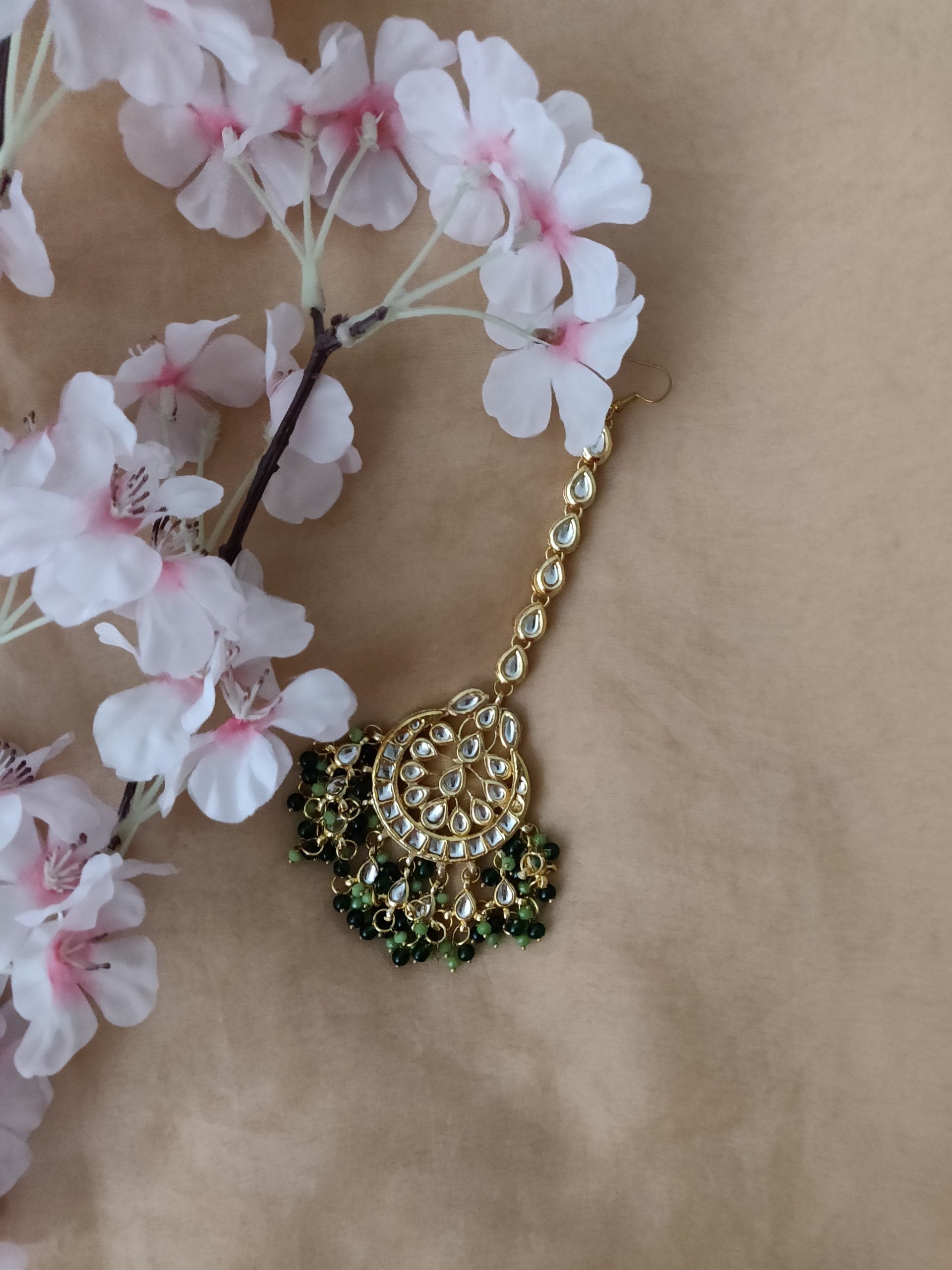 Sifat Maangtika – Timeless Fusion of Kundan, Pearls & Polki