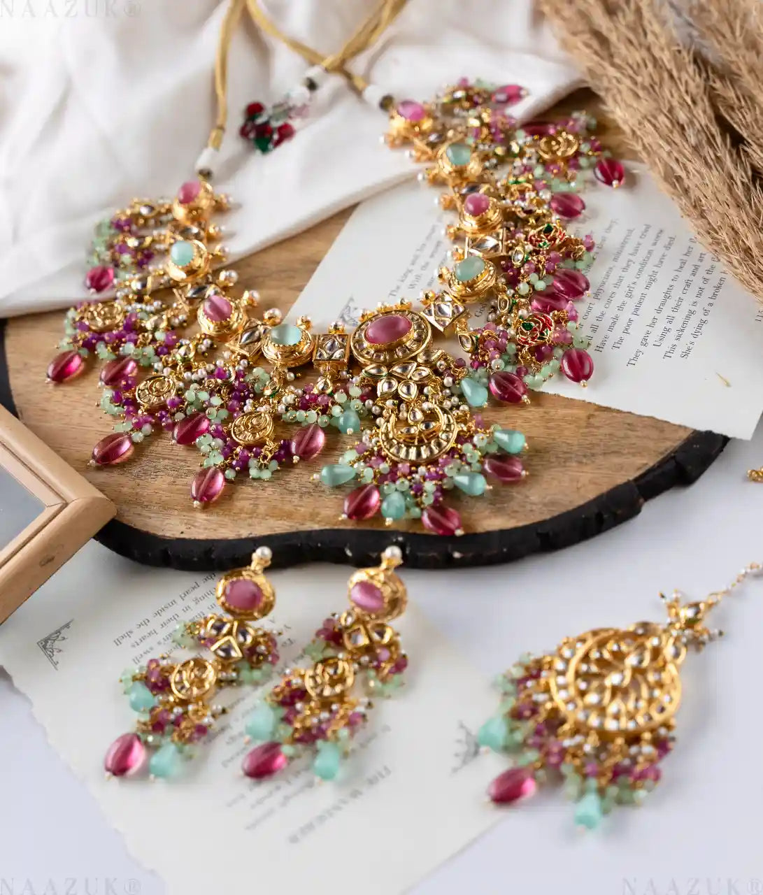 Sunehri Necklace Set – Mint Green Elegance