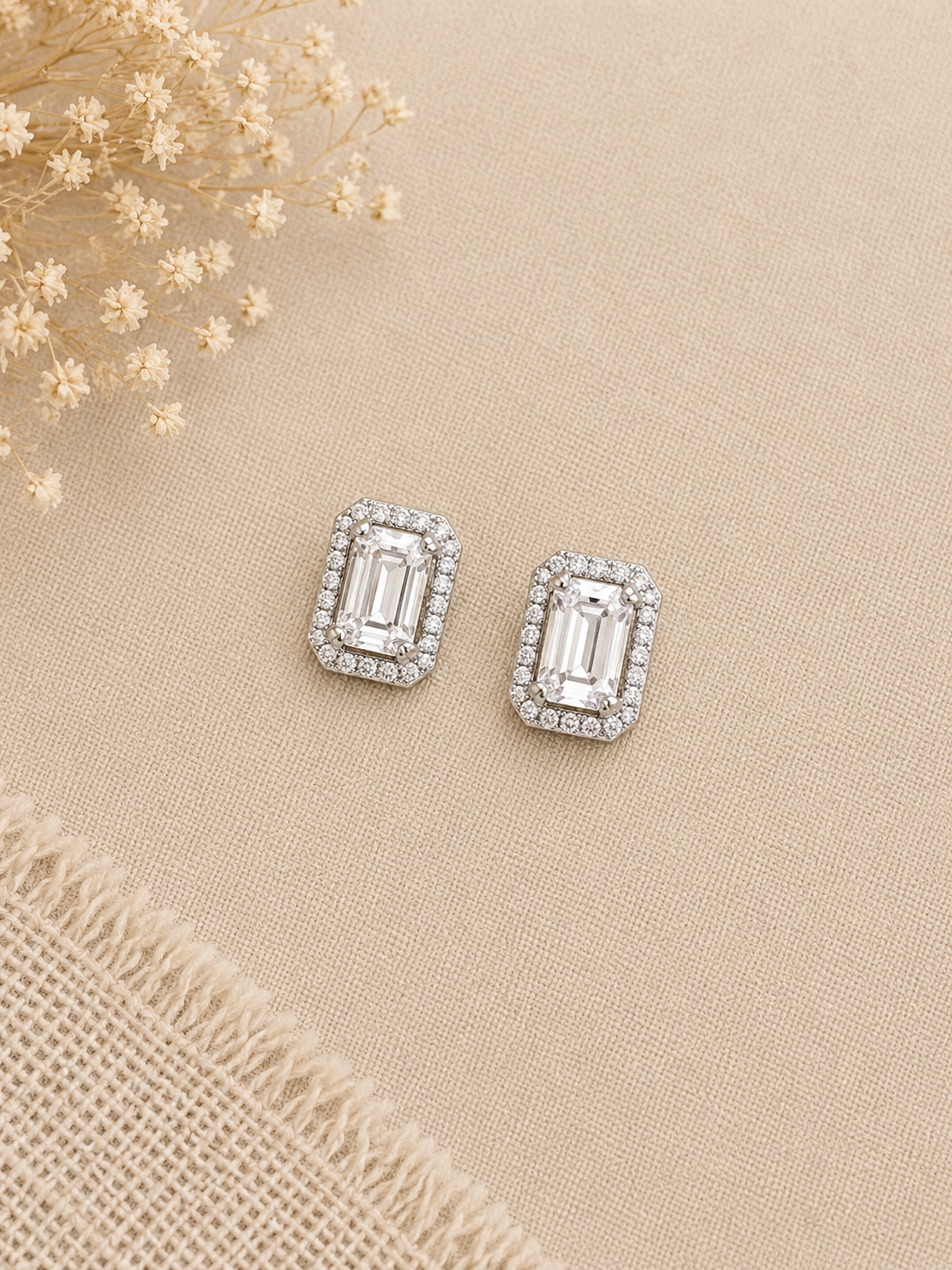 Regal Emerald Silver Studs