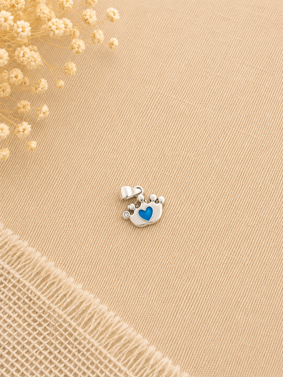 Royal Heart Crown Silver Pendant