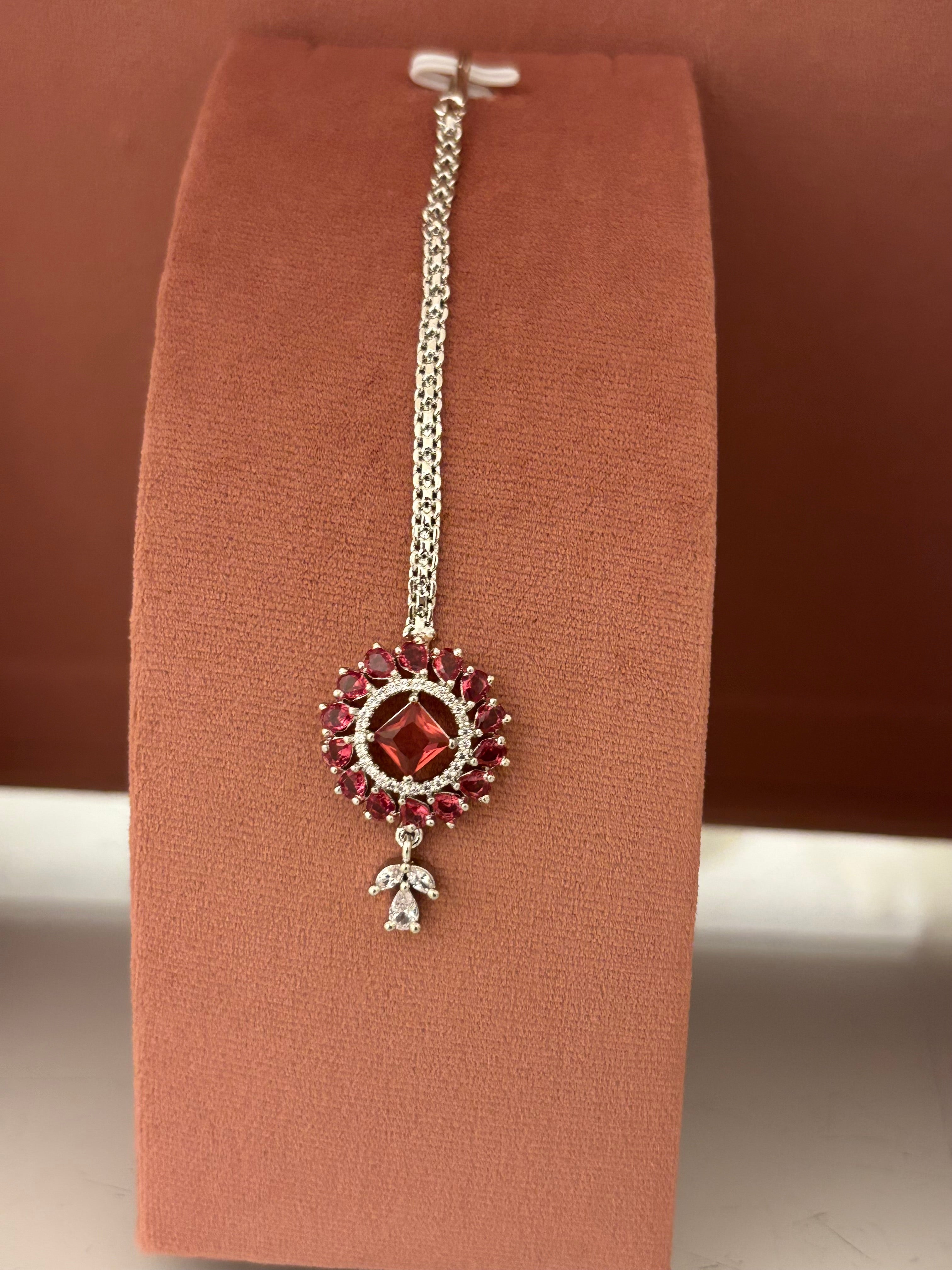 Noori Mini AD Maangtikka