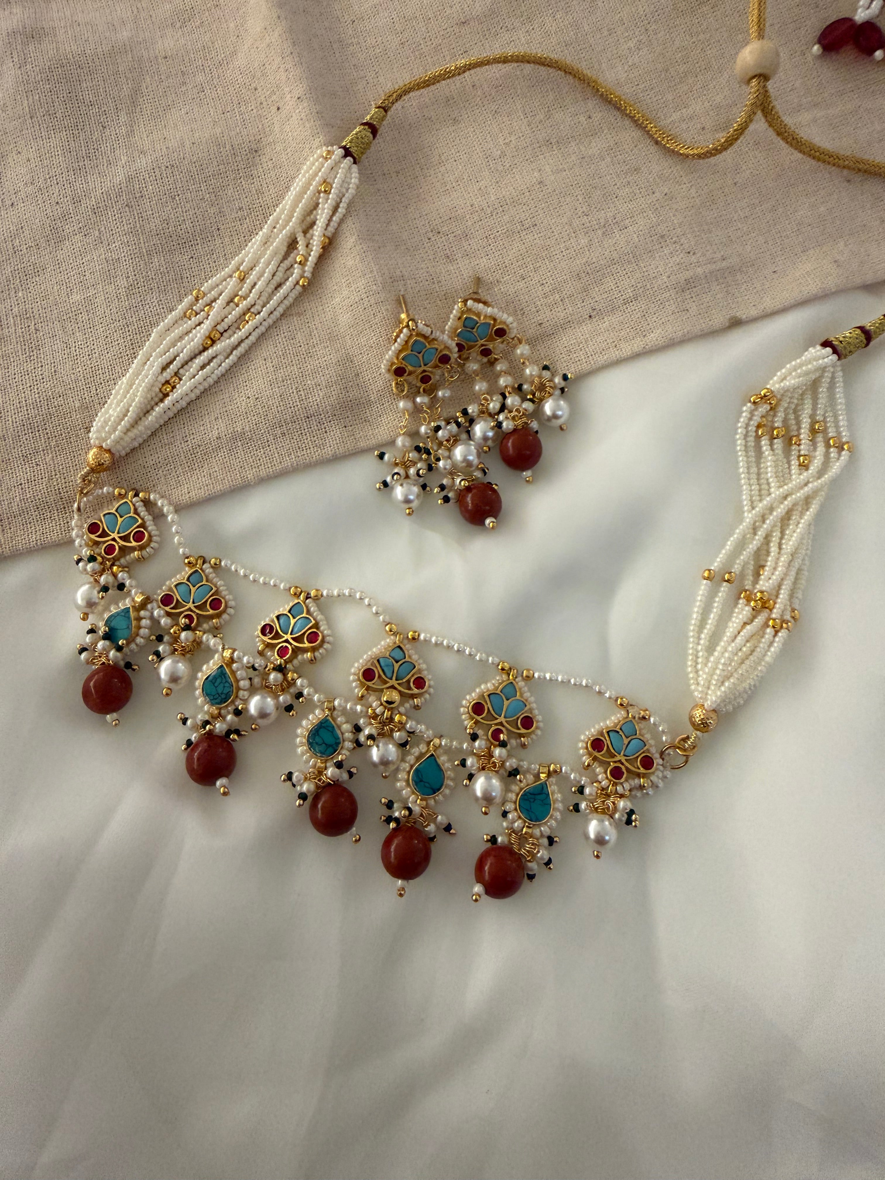 Rangrez Pearl Pachi Kundan Necklace Se