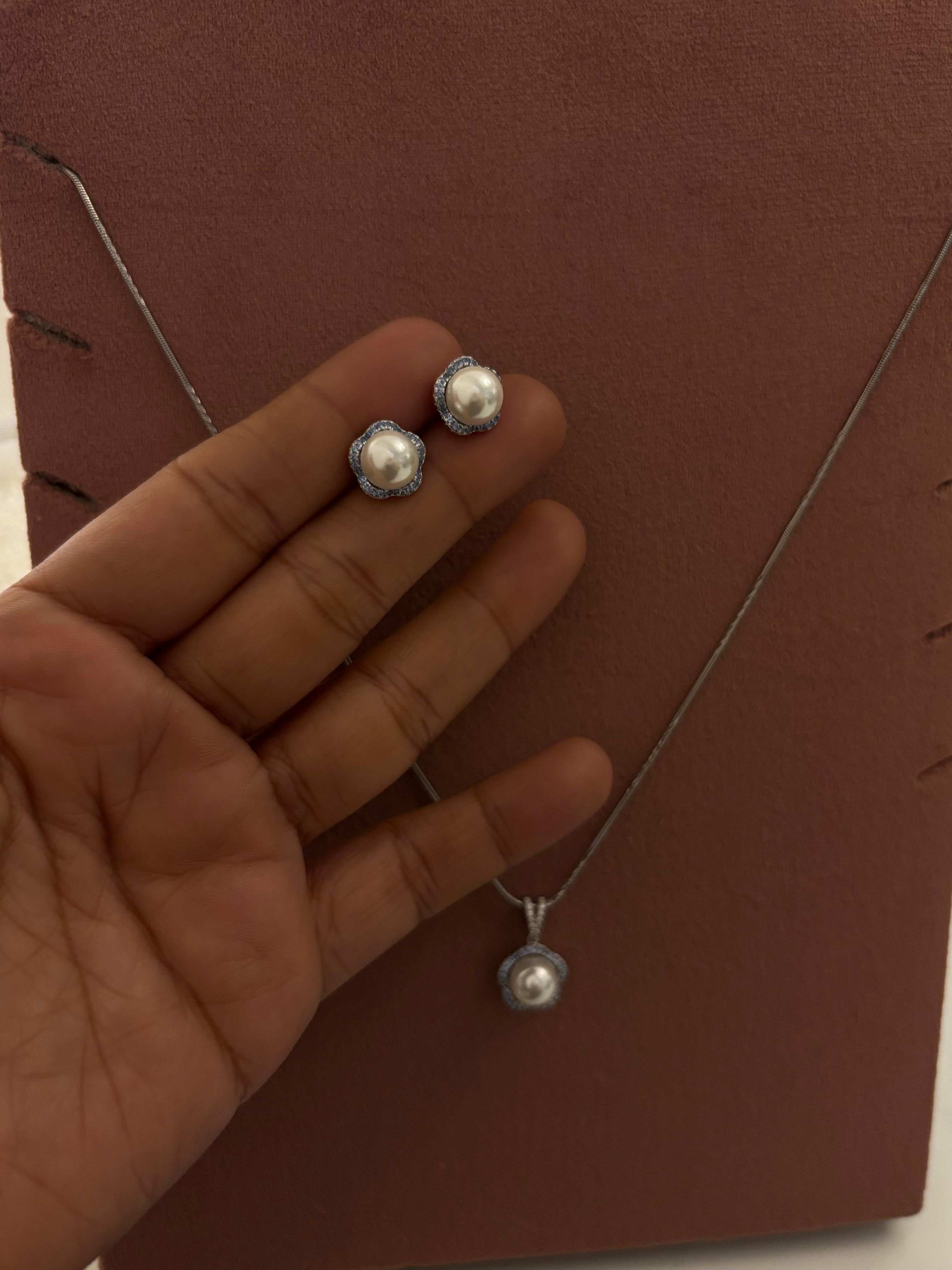 Lunara Pearl Grace Set – Pure Silver Studs & Pendant with Chain