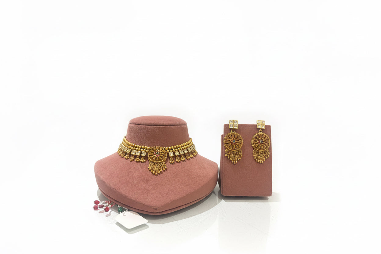 Medhavi Antique gold set