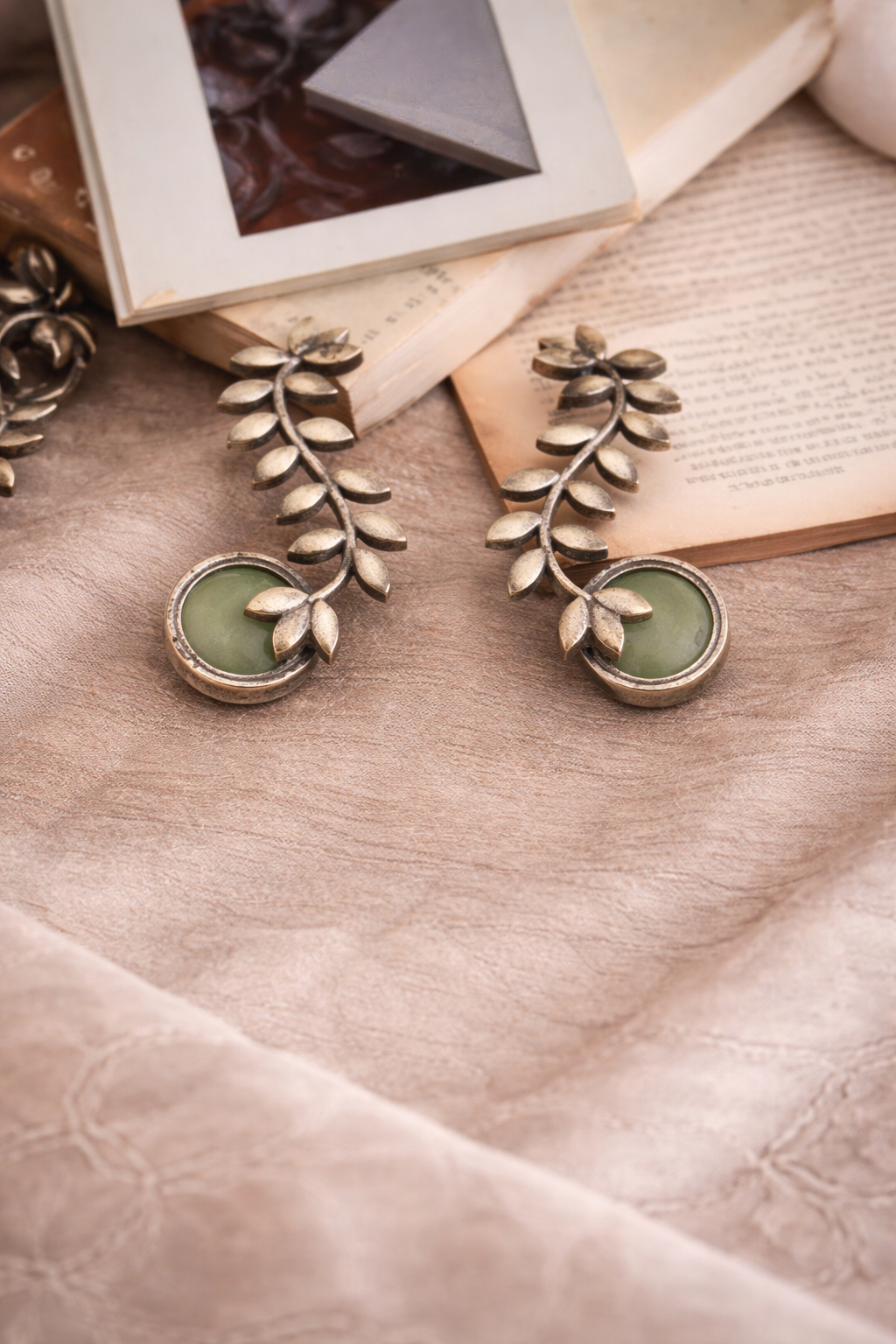Liora Minimal Leaf Earrings