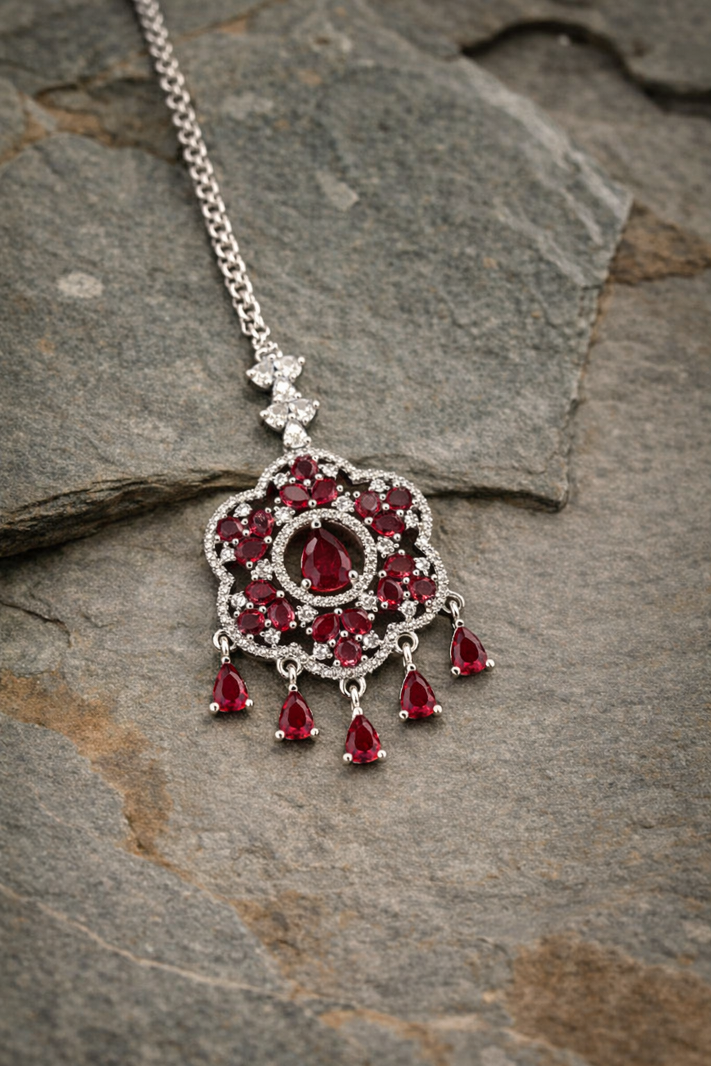 Zareen AD Maangtikka