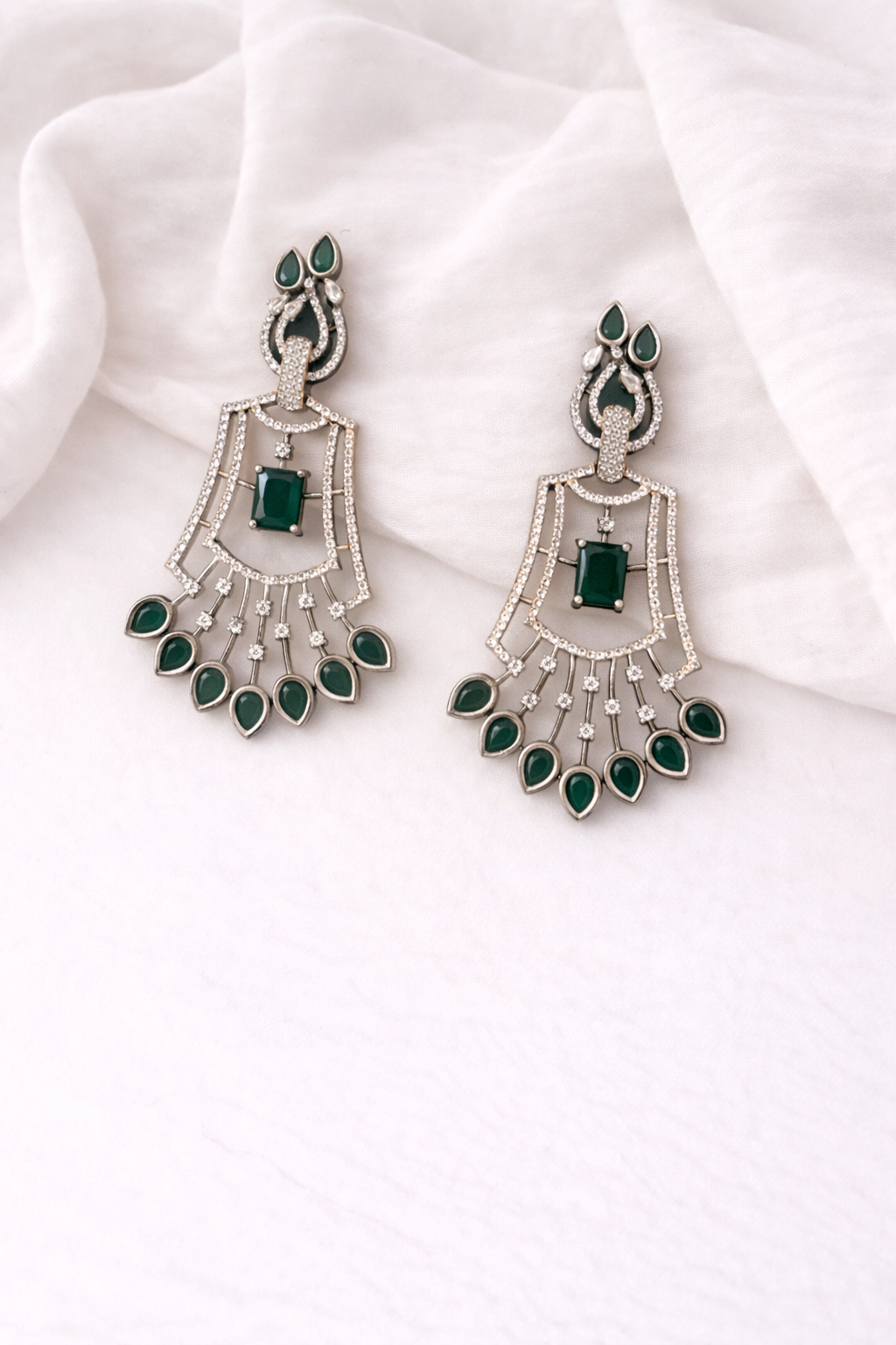 Silvara Pure Spark Studs – Minimal Diamond‑Finish Earrings (Clearance Sale)