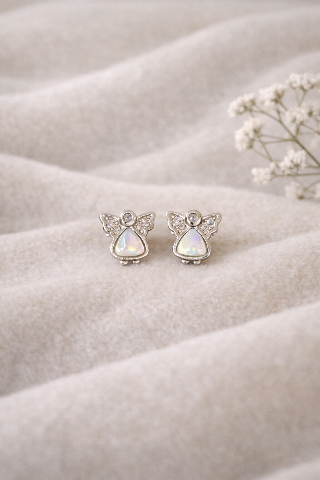 Angel Aura Silver Stud Earrings (92.5 Silver)