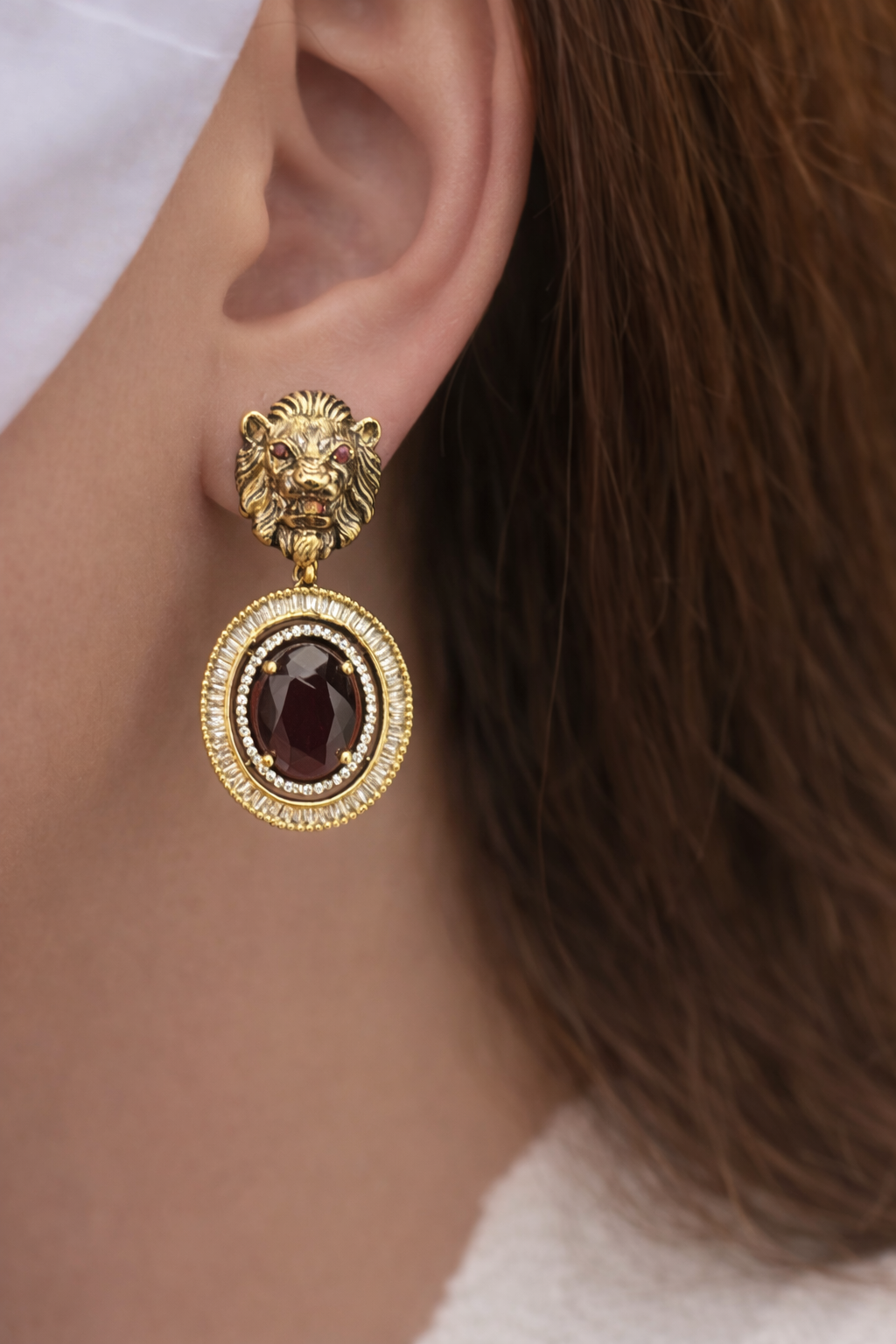 Simha Regal Oval Earrings