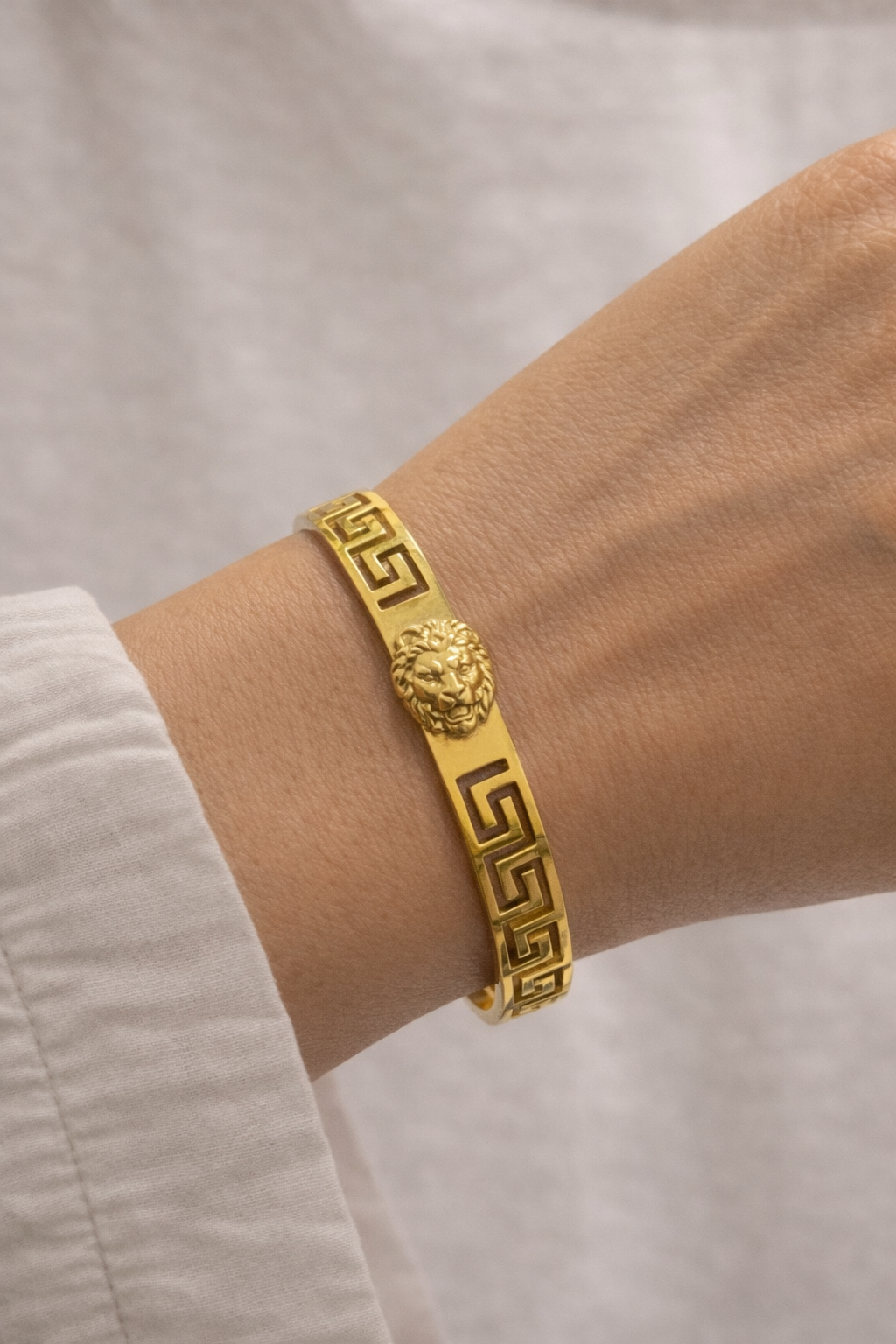 Sher-e-Hunar Power Bangle