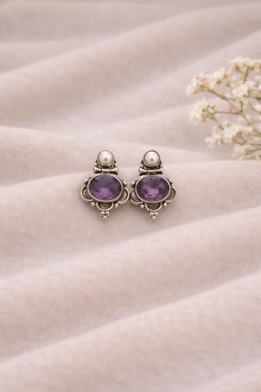 Baingani Motia Heirloom - 92.5 pure silver stud