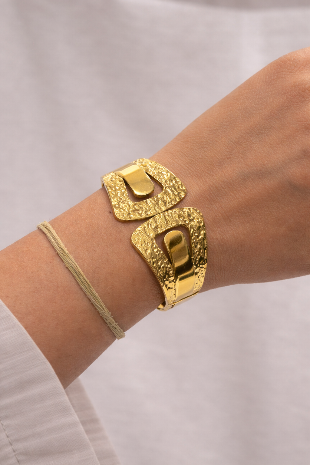 Aakriti Textured Open Cuff