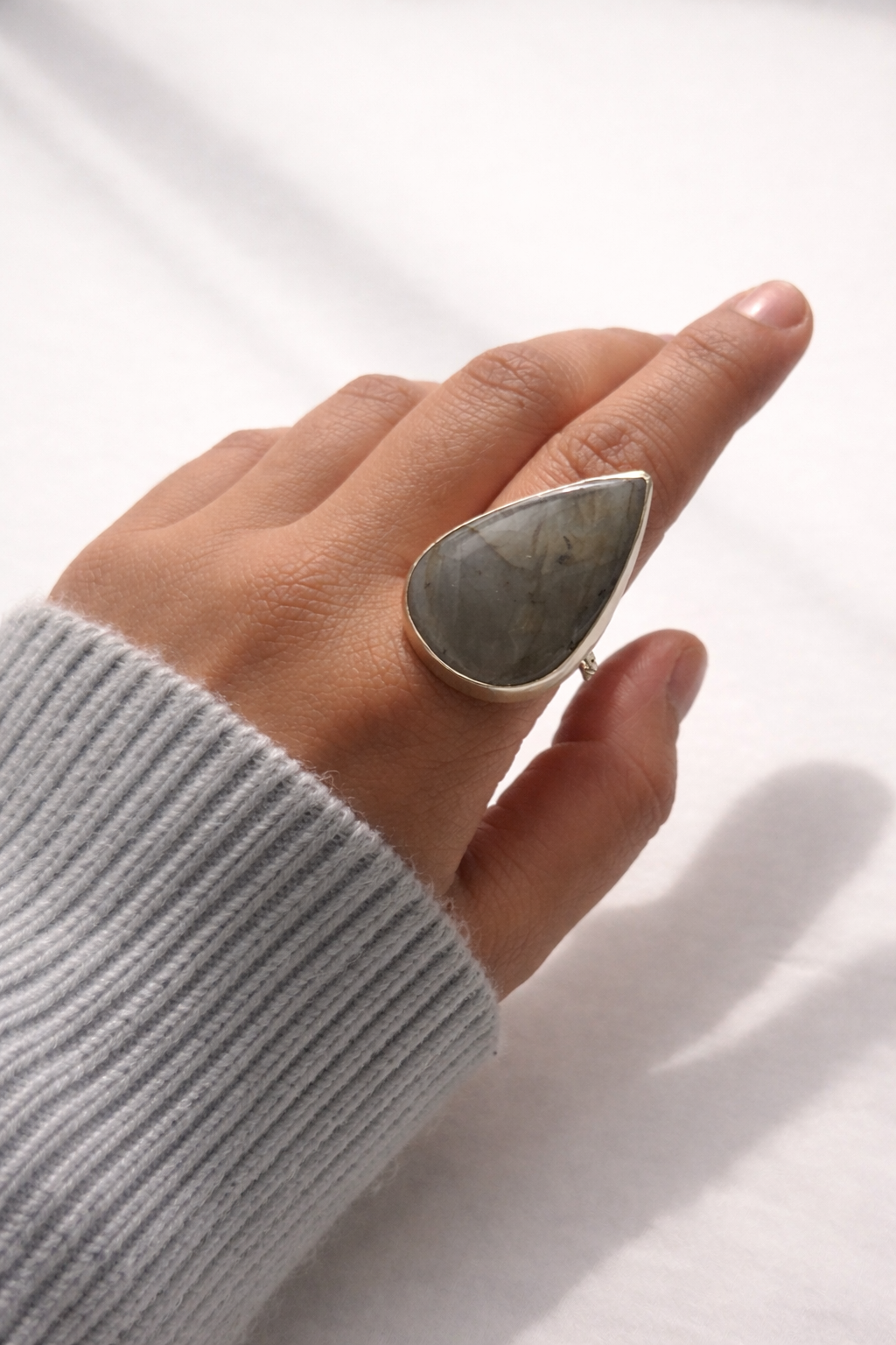 Saaya Teardrop Statement Ring (adjustable)