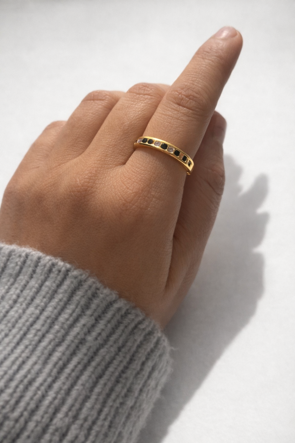 Zarra Noor Black Stone Band Ring