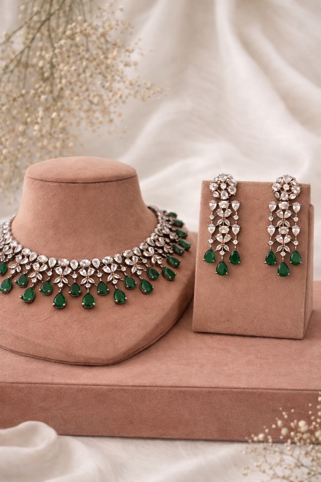 Cascade Royale Necklace Set