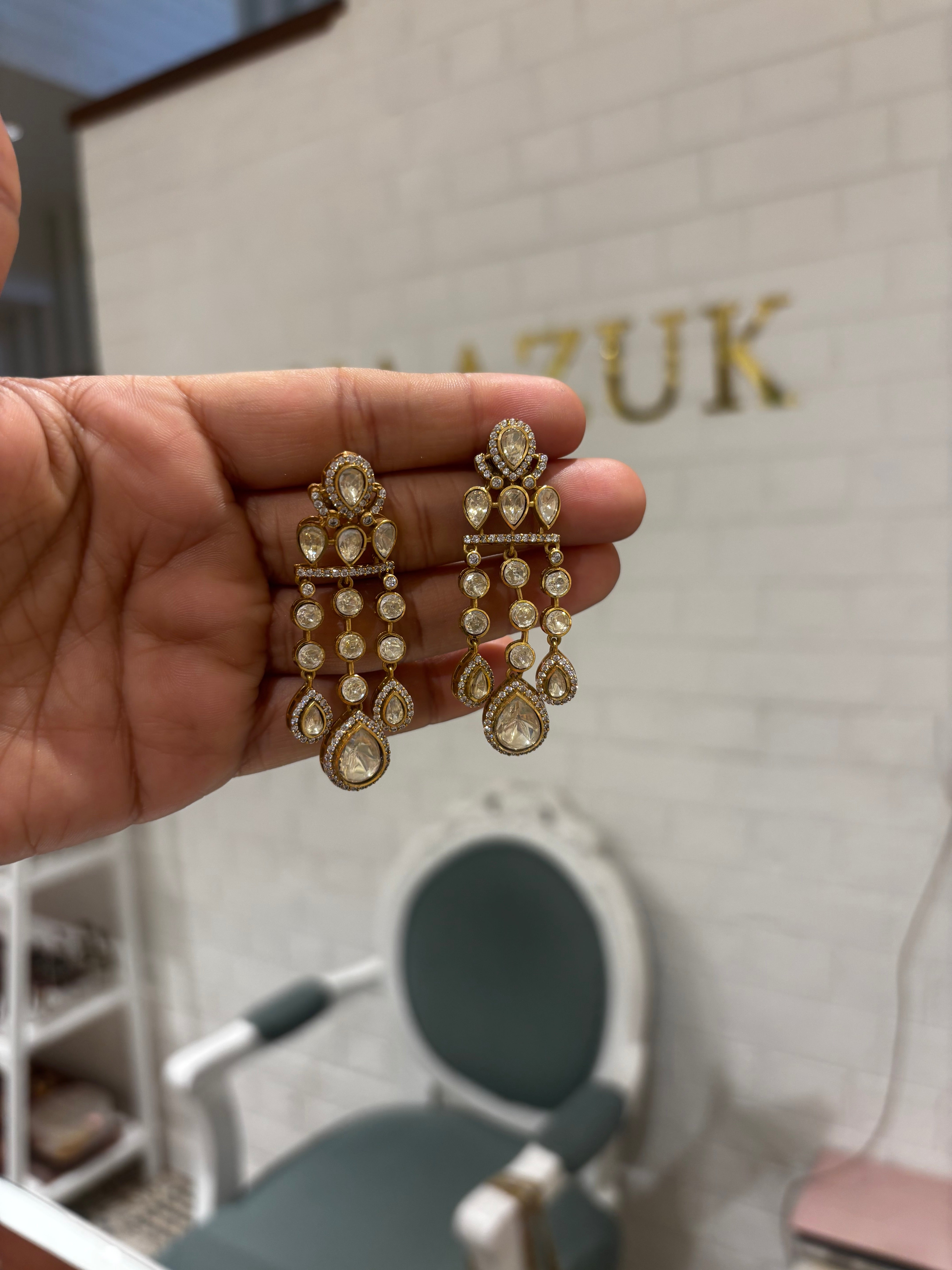 Aarunya Moissanite Royale Haar Set – Diamond‑Look Luxury Necklace